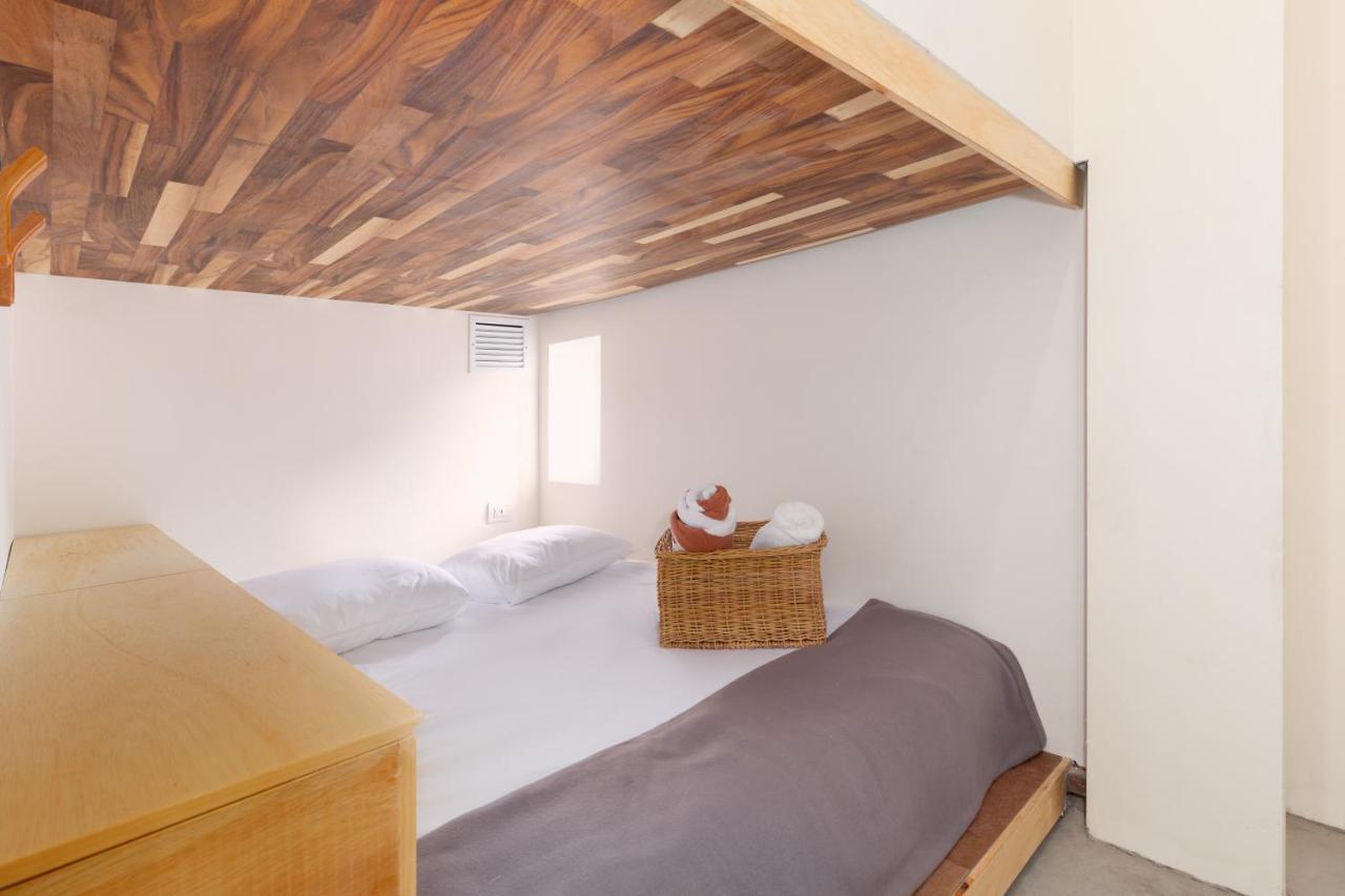 Oostel Smart Hostel - Tulum Pueblo (Adults Only) Exterior photo