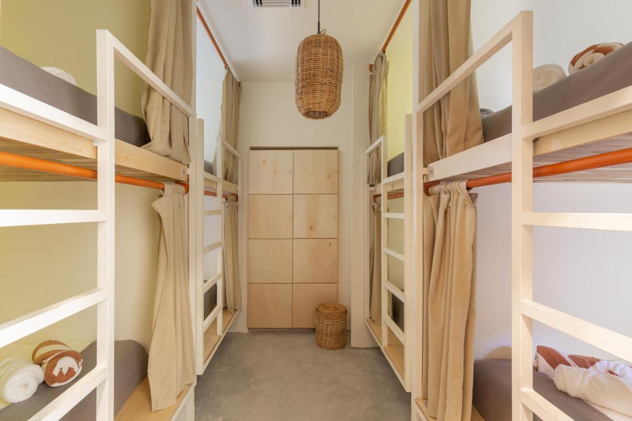 Oostel Smart Hostel - Tulum Pueblo (Adults Only) Exterior photo
